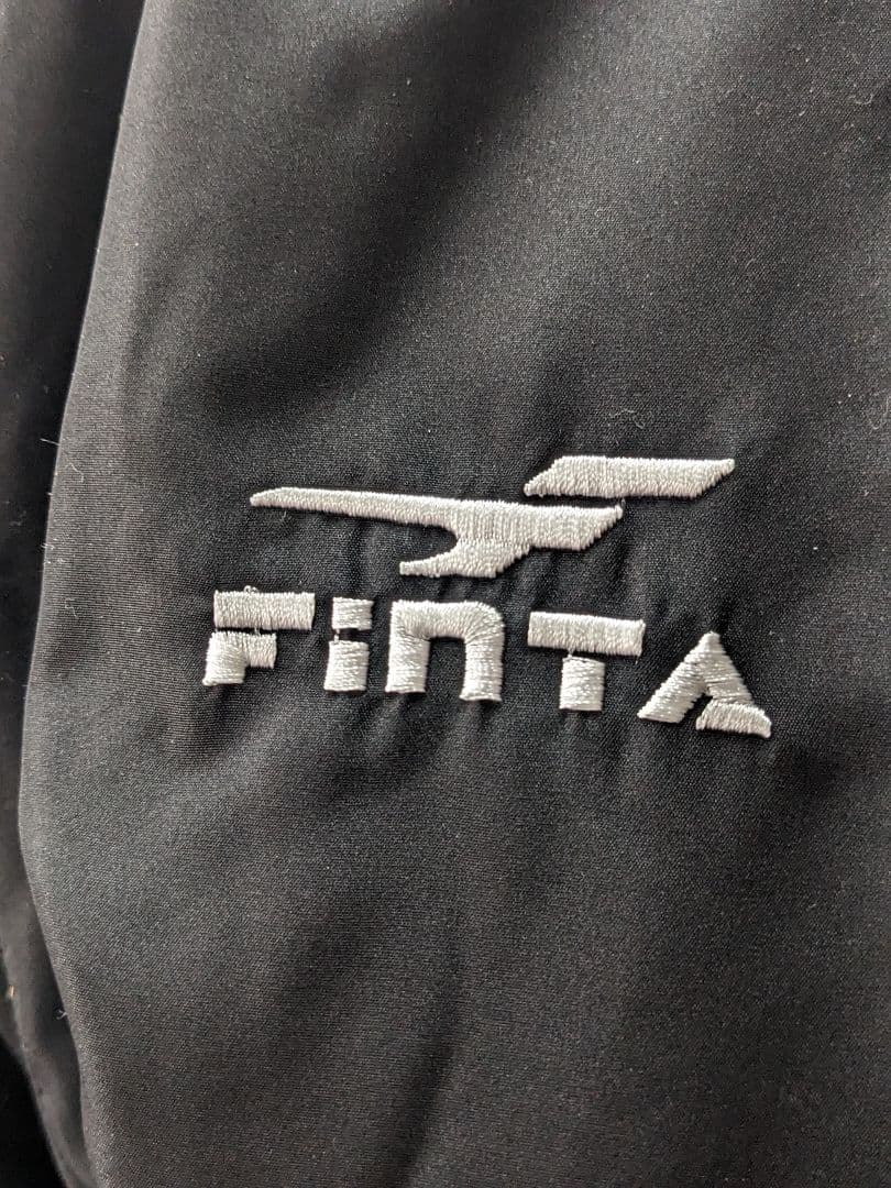 FINTA ブラック 中綿ハーフコート Lサイズ
