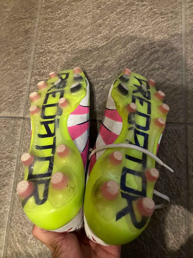 Adidas Predator サッカーシューズ ホワイト/ピンク