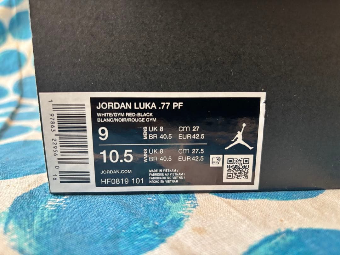 【新品未使用】JORDAN LUKA.77PF 27cm