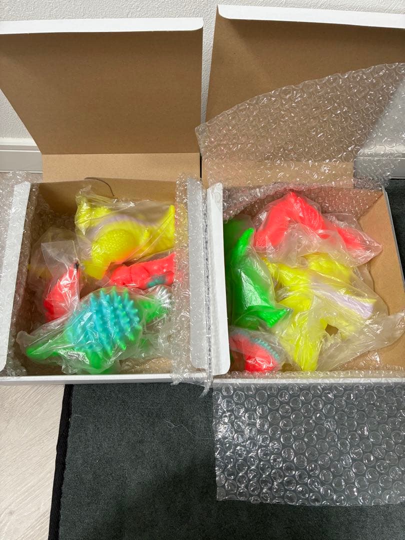 サンガッツ本舗 怪獣総進撃シリーズAB 8体セット蛍光カラー 墓場の画廊　新品