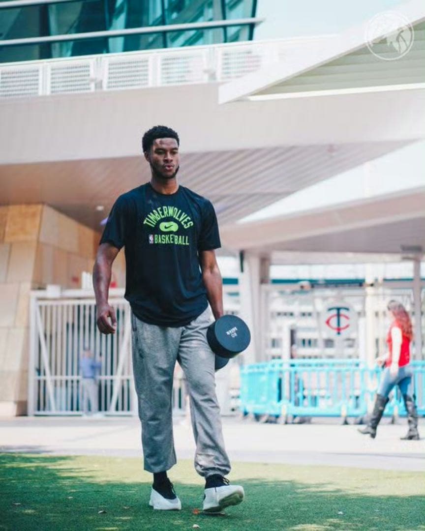 ティンバーウルブズ NBA 選手支給品プラクティスTシャツMサイズ