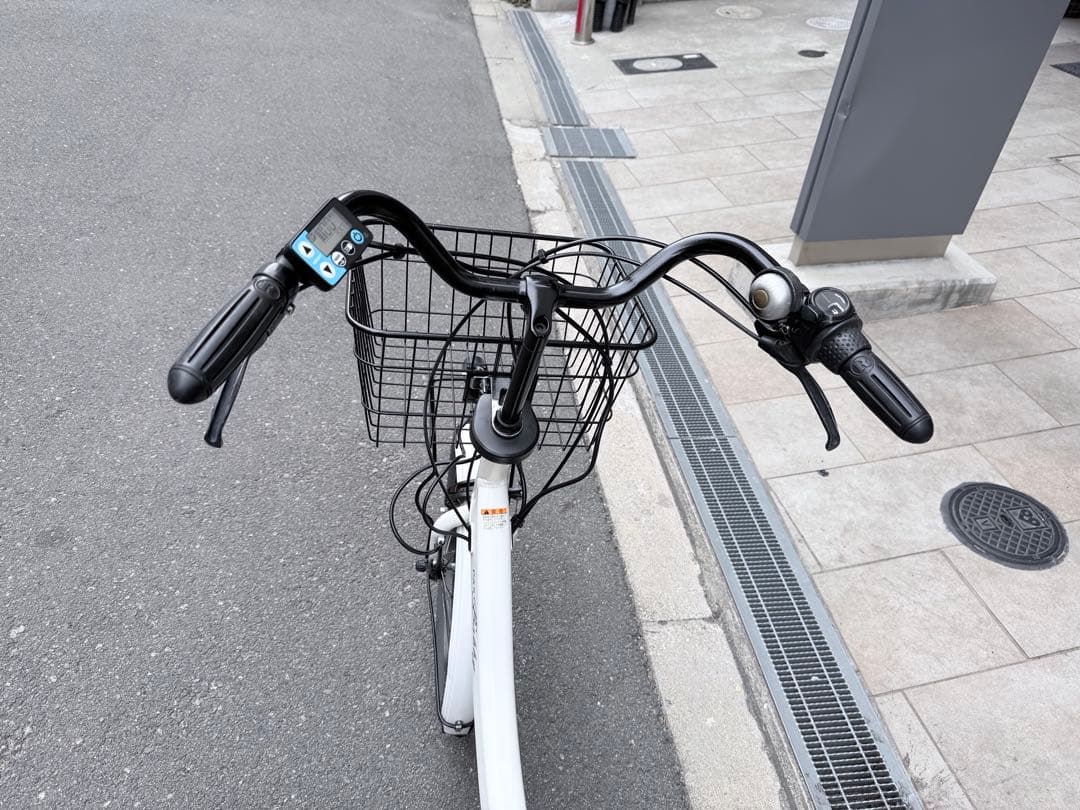 大阪府　子供乗せ　ヤマハ　電動アシスト自転車 チャイルドシート付き ホワイト