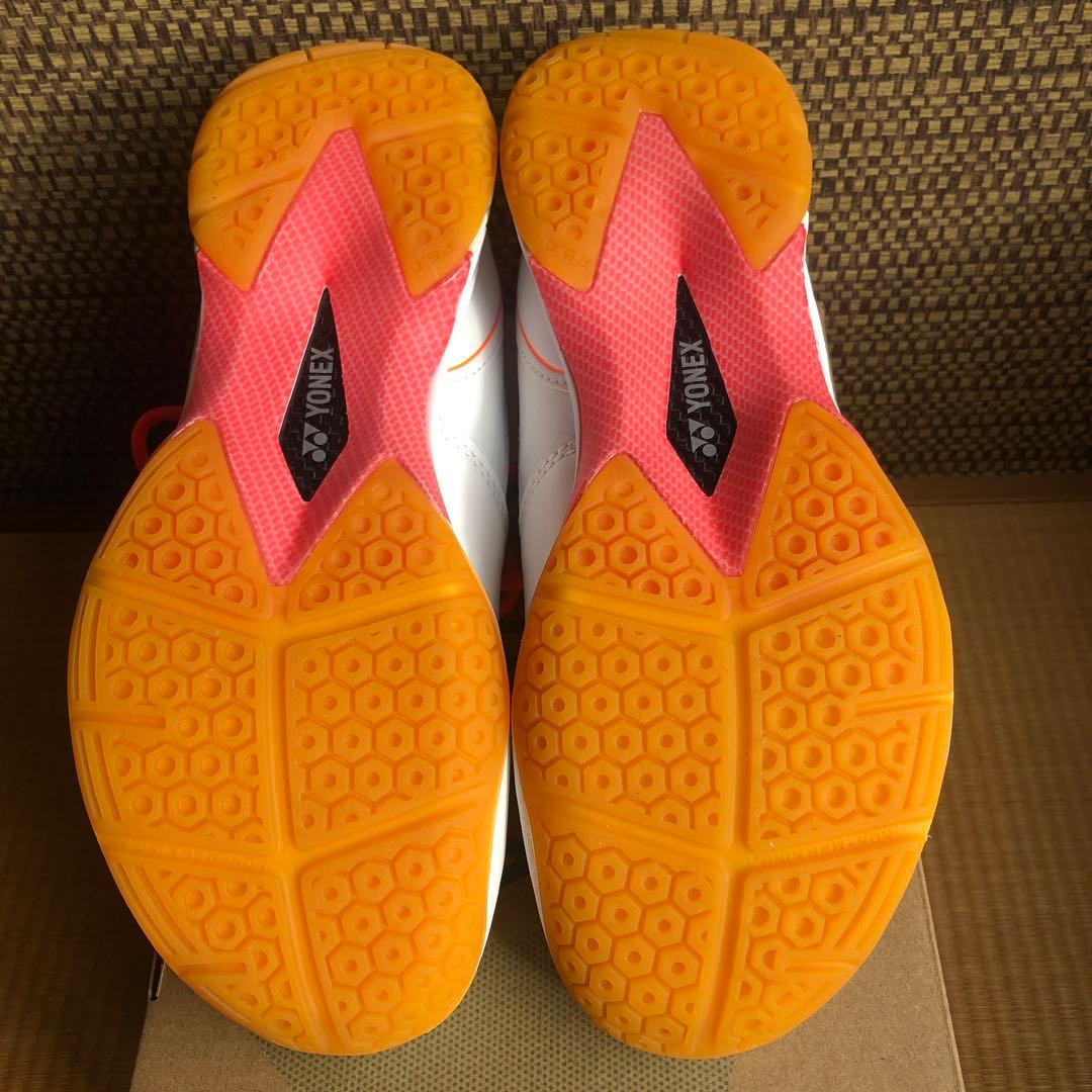 YONEX POWER CUSHION 66 ホワイト 25.0cm
