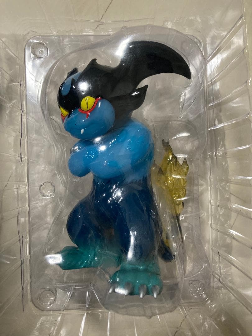 新品未開封 DEVILMAN デビルニャン 石黒亜矢子 GID BLUE