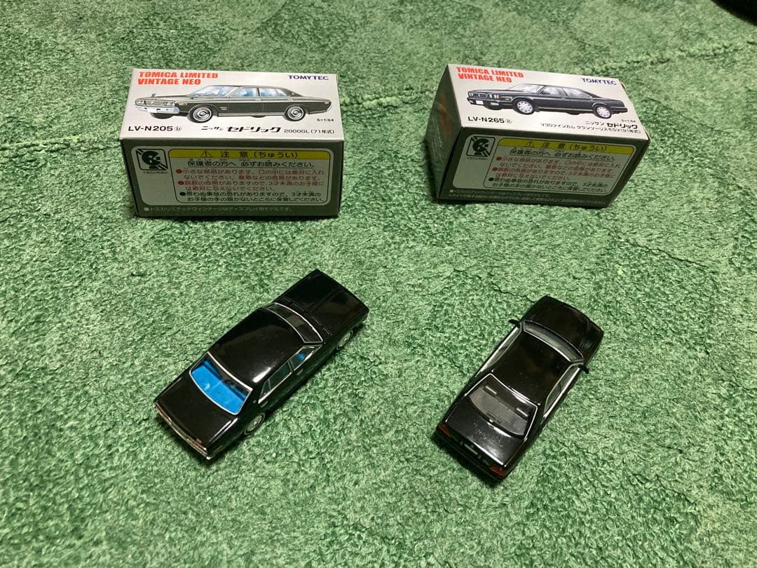 トミカ　リミテッド　ビンテージ　廃盤　日産　セドリック　71 91 年式　箱付
