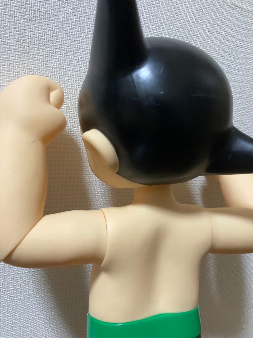 特大鉄腕アトムフィギュア