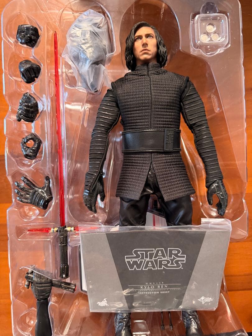 ホットトイズ(HotToys) 最後のジェダイ　カイロ・レン　1/6フィギュア