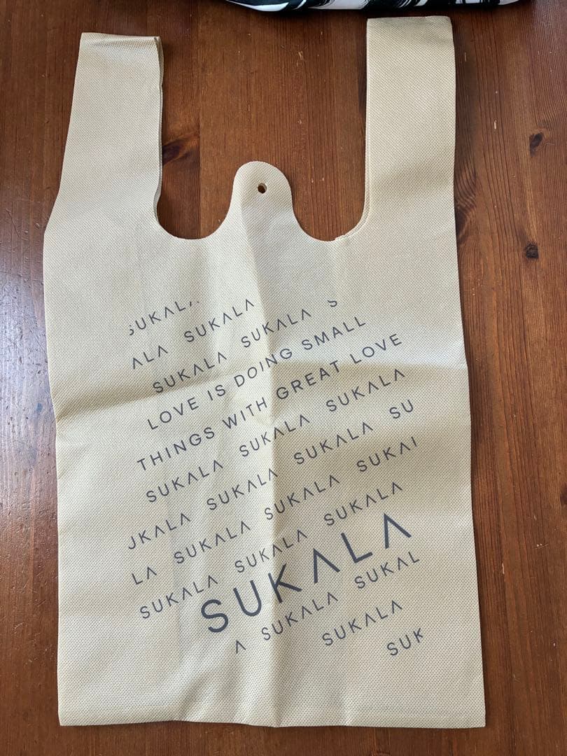 SUKALAハートプリントホルターネックブラトップL オフホワイト オマケ付き！