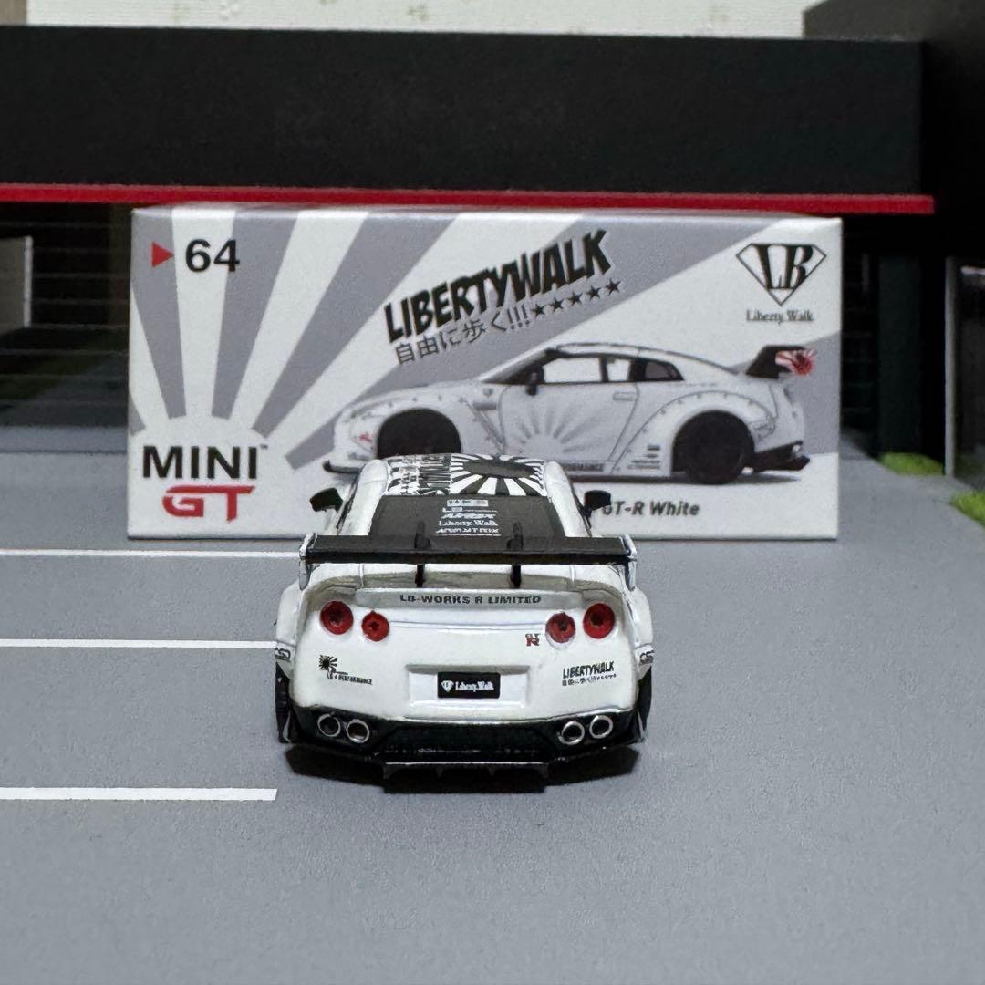minigt lbwk gtr35 ホワイト