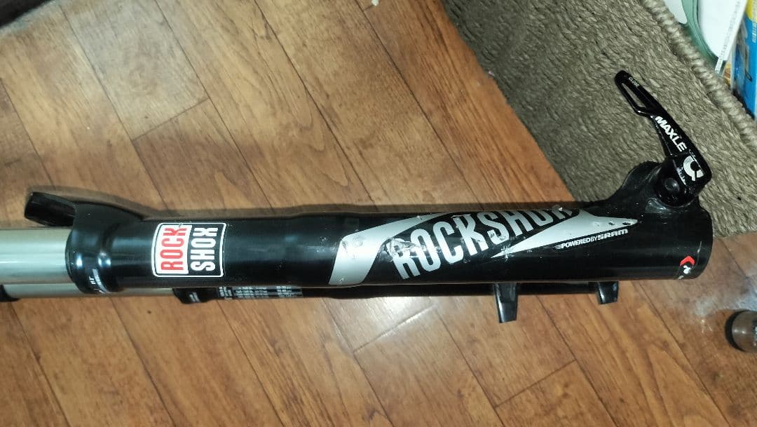 【最終値下げ】 RockShox Recon 130mm 27.5 boost