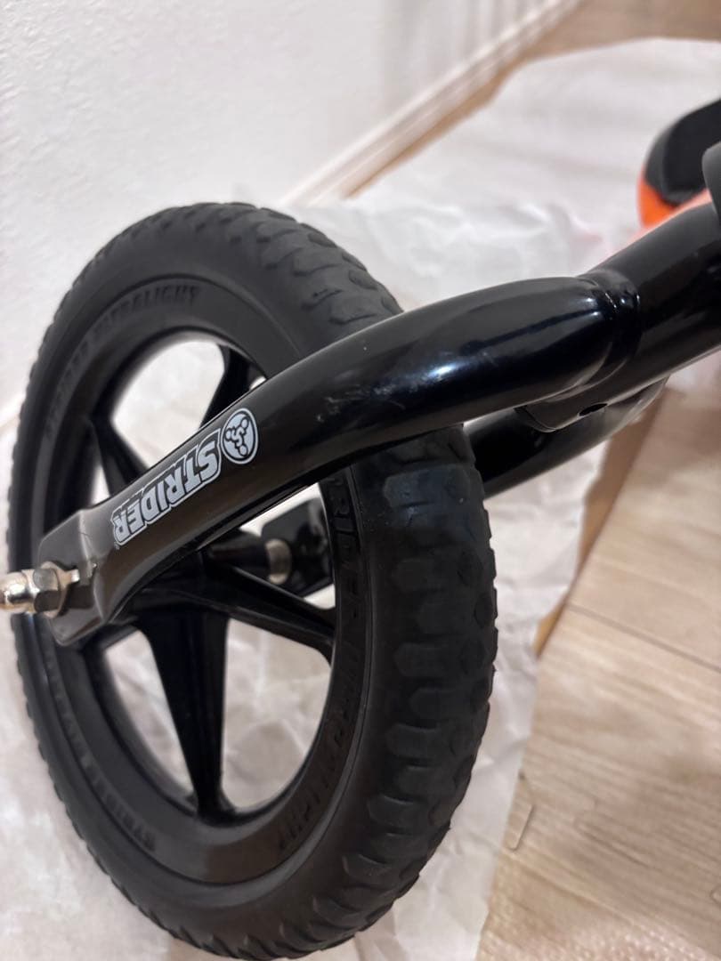 ストライダー　12インチ