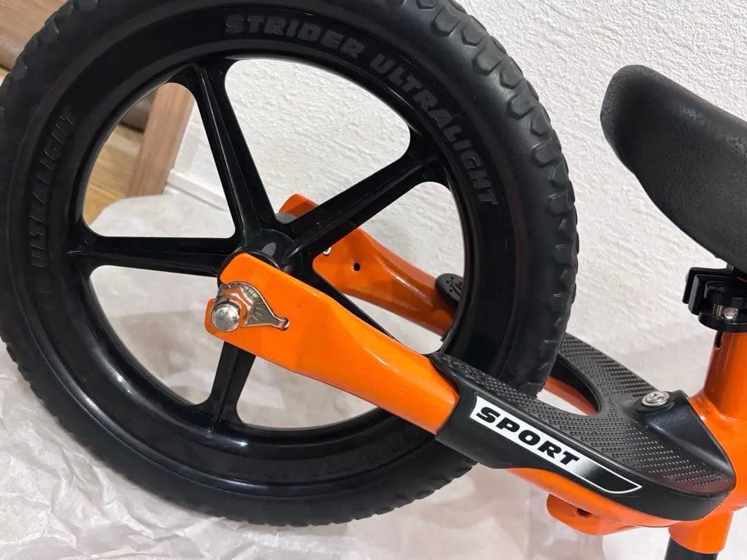 ストライダー　12インチ
