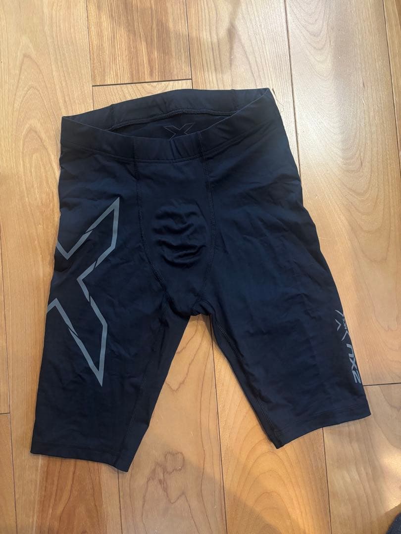 2XU メンズ S 黒 ハーフレングスパンツ