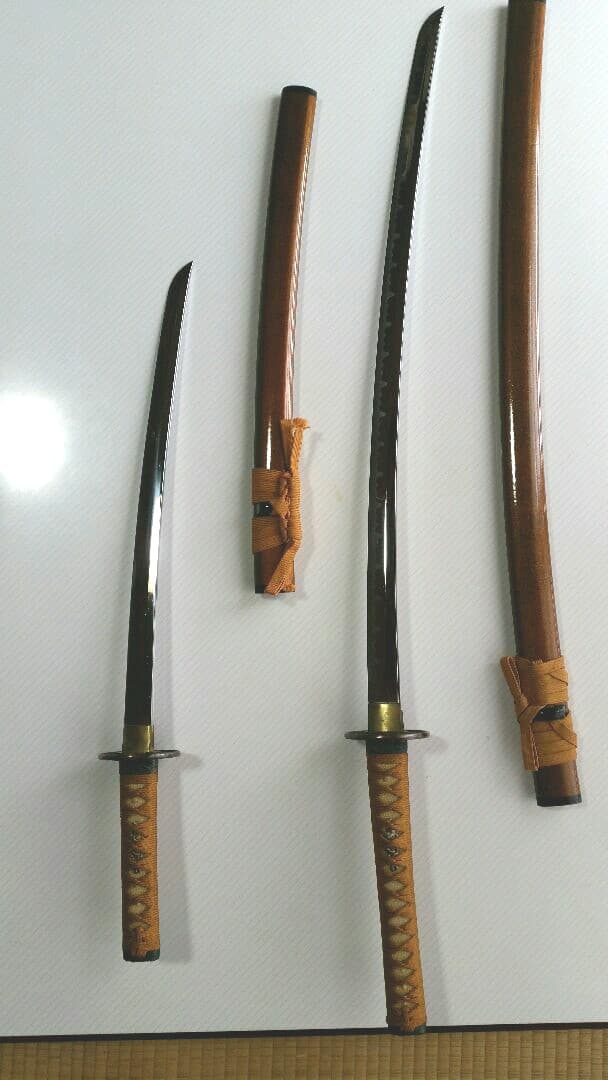 模造刀　金梨地　鎬