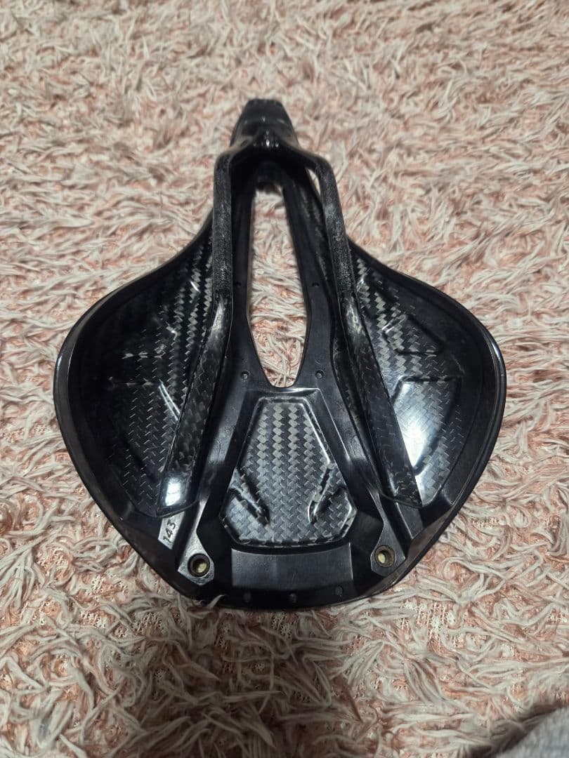 パーツ S-WORKS POWER 143mm Carbon Saddle