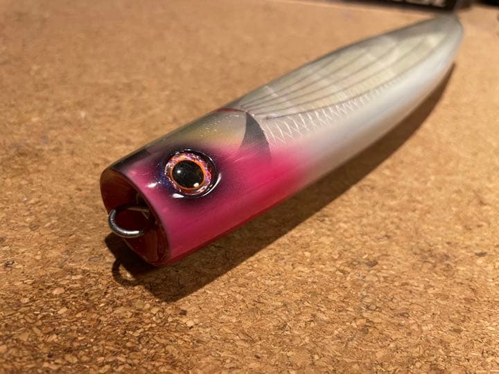 ルアー・フライ Kurupen180 dagger