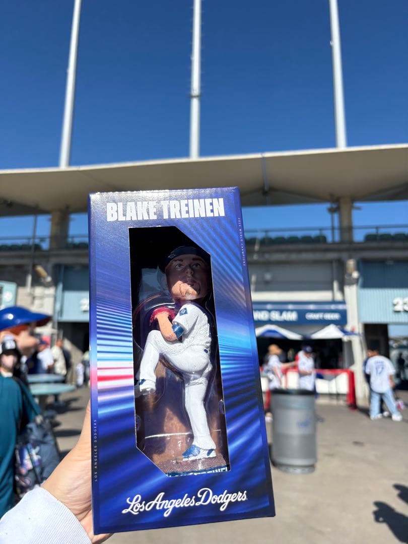 ドジャース　dodgers　ブレイク・トライネン　ボブルヘッド