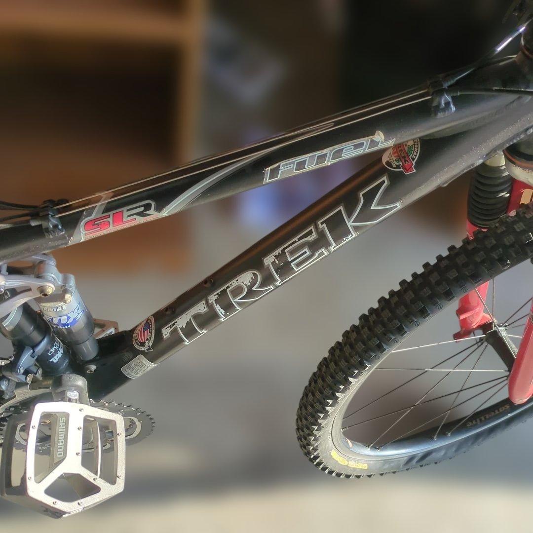 TREK SLR フルサスペンション MTB 26インチ