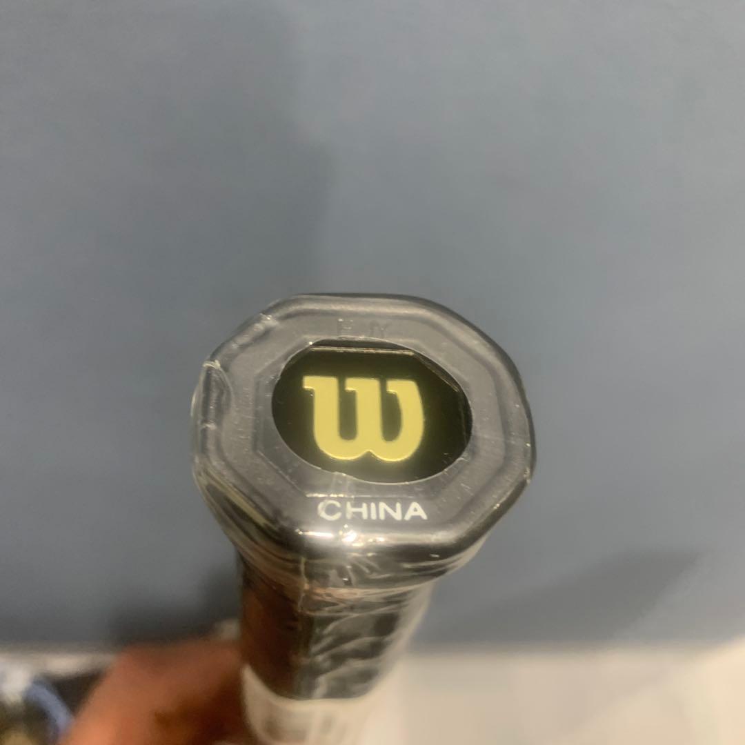 綺麗なラケット！Wilson FIERCE CX9000 バドミントンラケット