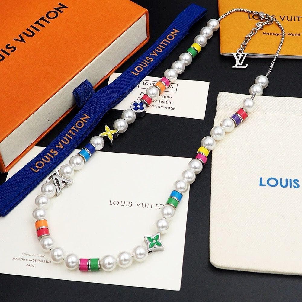非売品 ヴィトンLouis Vuitton レア ネックレスモノグラム パール