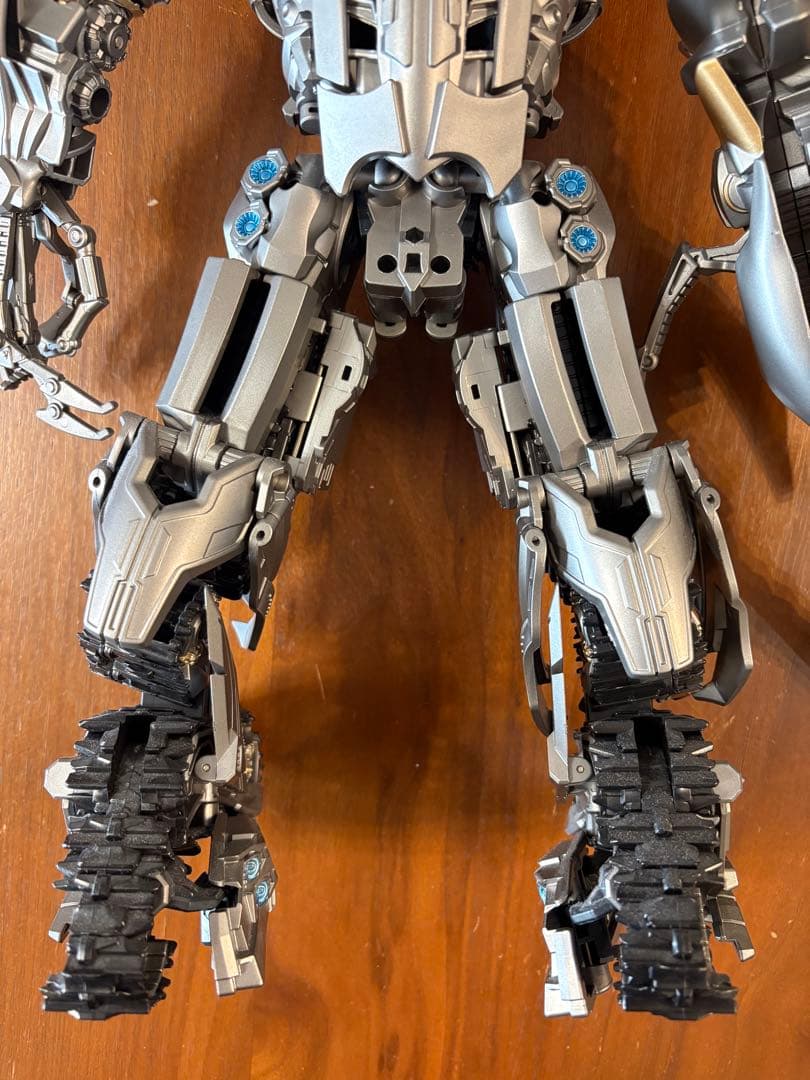 トランスフォーマー　transformer メガトロン　合金使用フィギュア
