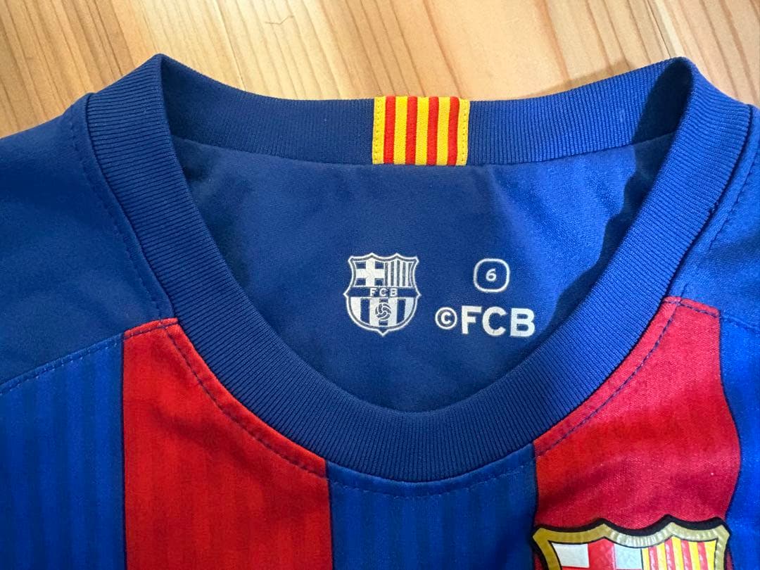 FCバルセロナ キッズ ユニフォーム 上下セット 6歳前後 海外購入正規デザイン