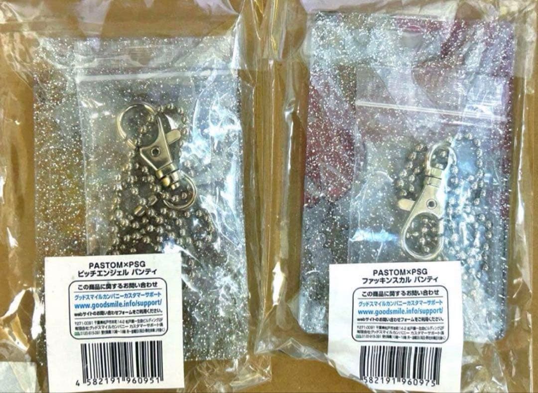 パンティ&ストッキングwithガーターベルト　アクリルパスケース　定期入れ