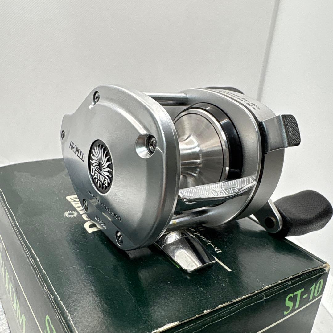 Daiwa PHANTOM ST-10 ベイトリール