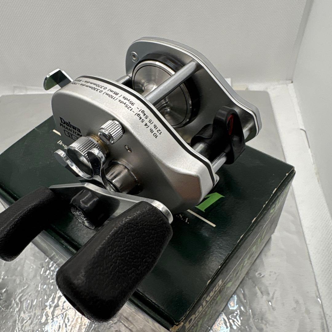 Daiwa PHANTOM ST-10 ベイトリール