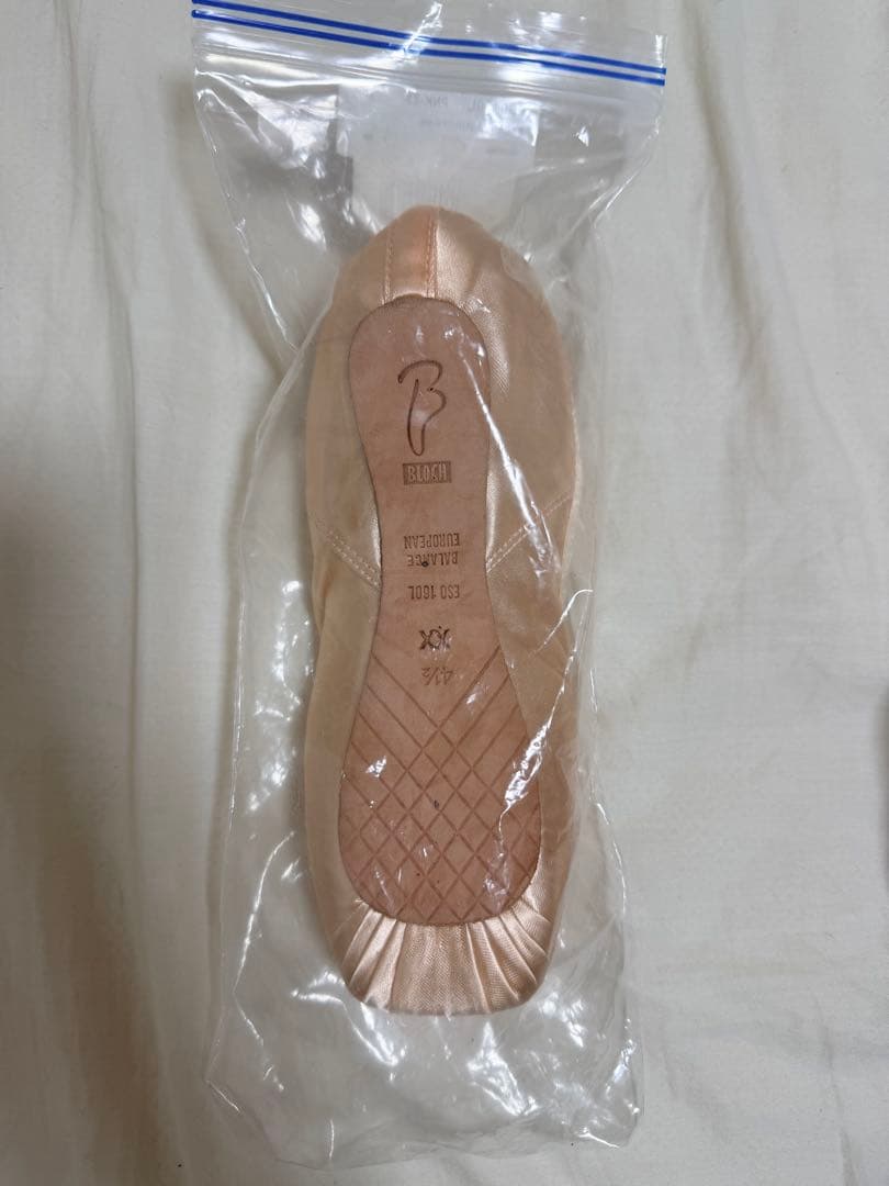 BLOCH バランスヨーロピアン　4 1/2トゥシューズ