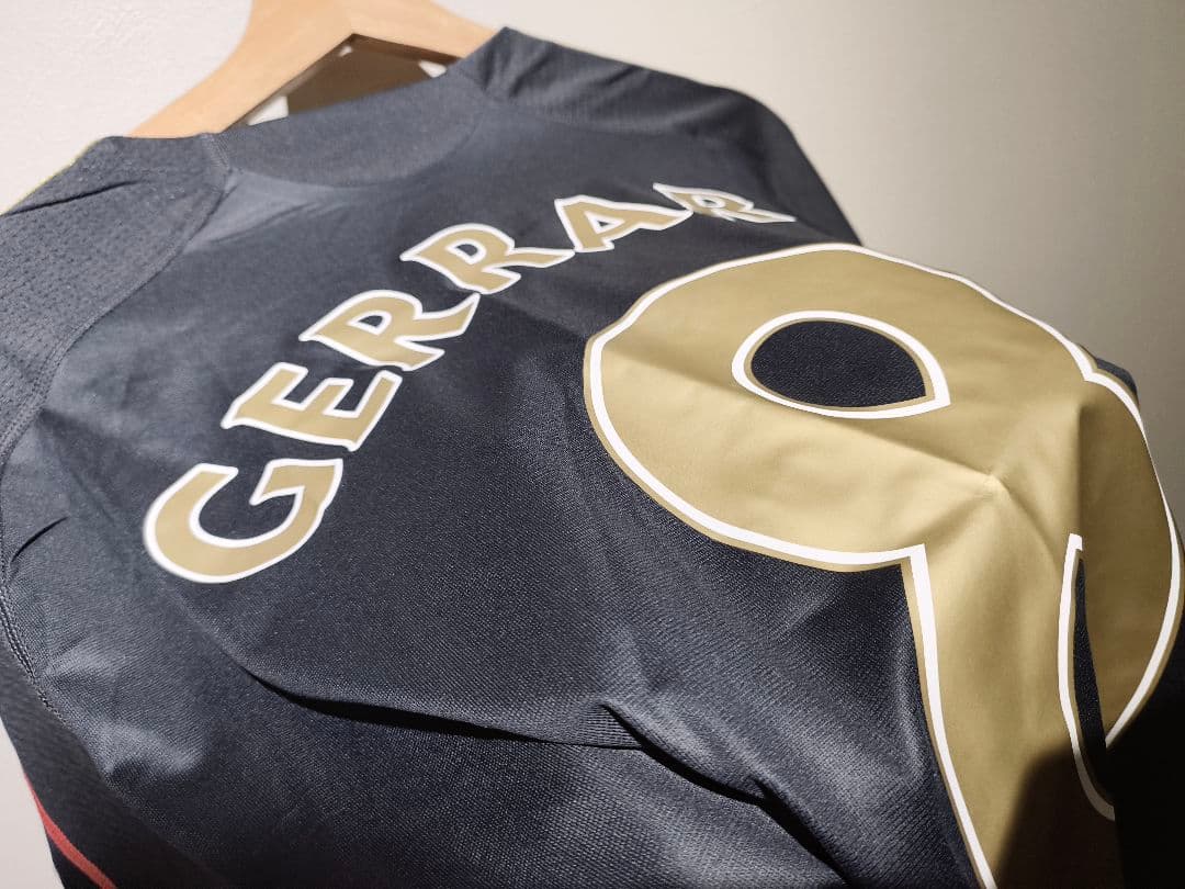 激レア リバプール ジェラード　アウェイ　ユニフォーム プレミアリーグ　半袖