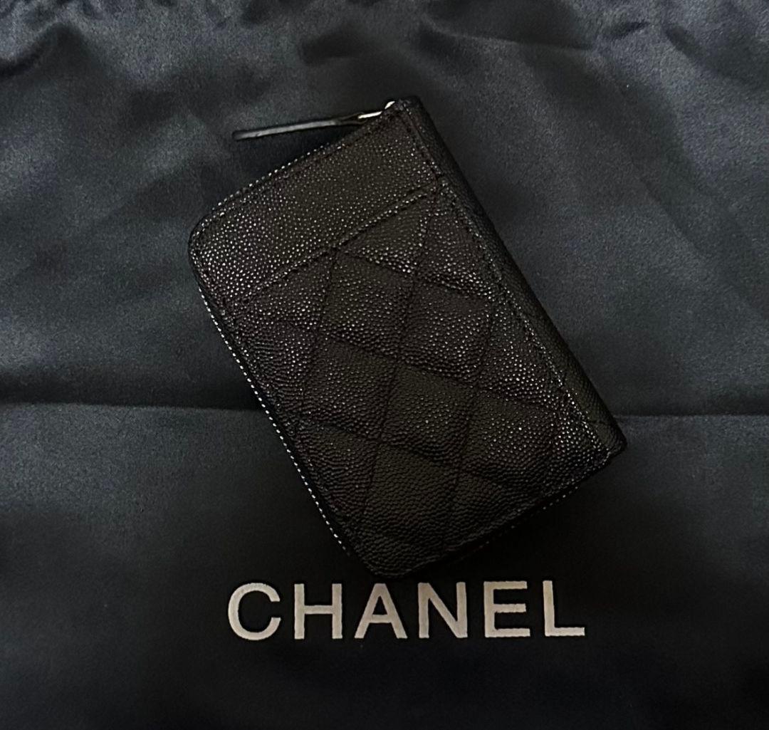 CHANEL ノベルティブラック キルティング レザー フラグメントミニ財布
