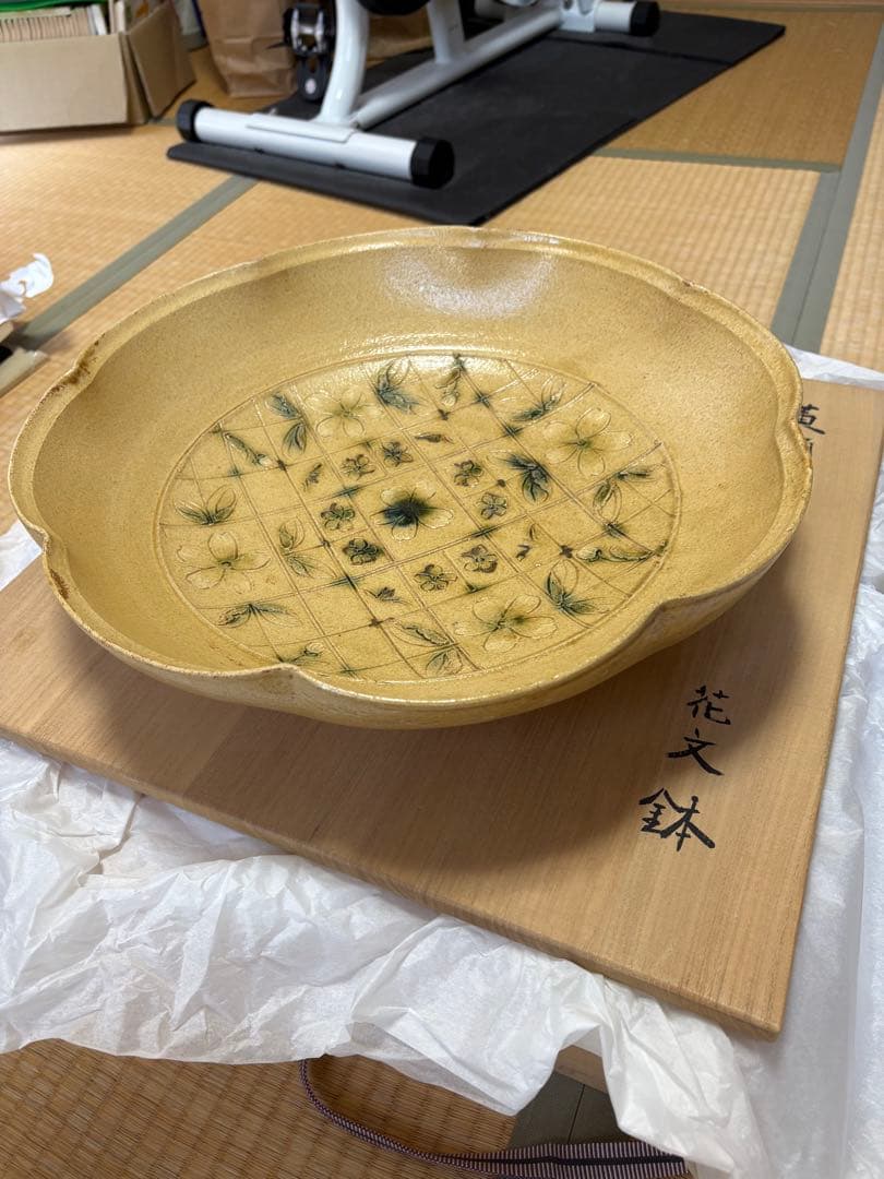 花文　鉢　　小松幸代　作