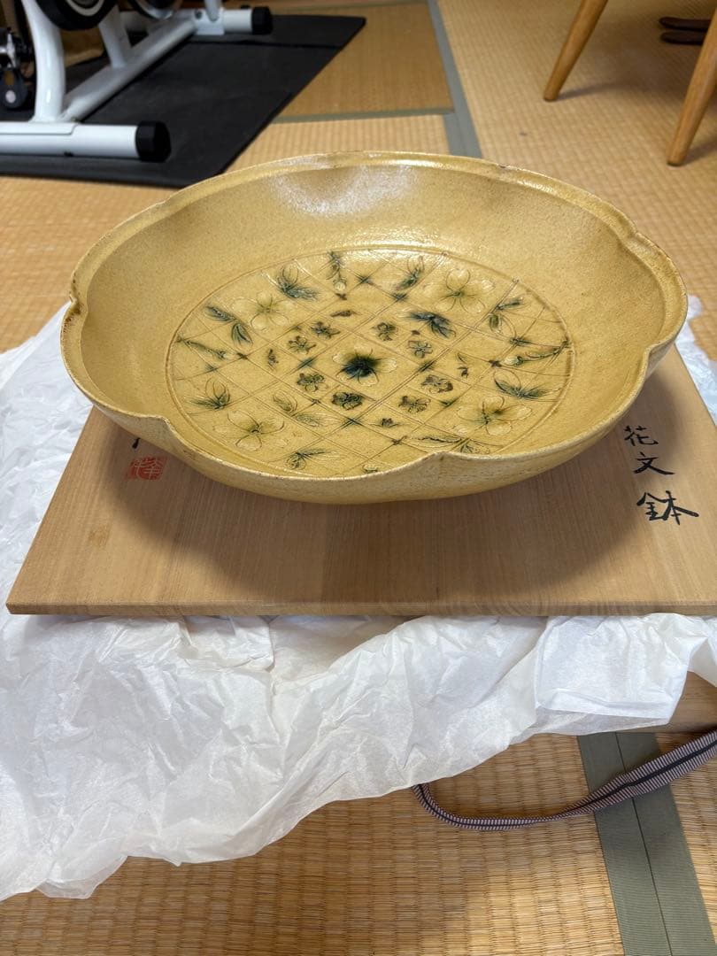 花文　鉢　　小松幸代　作
