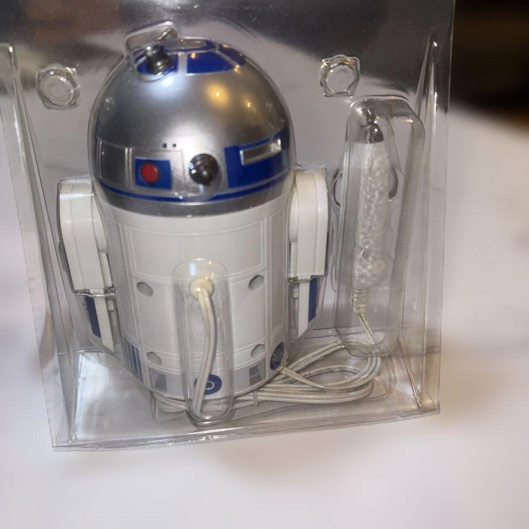激レア　新品未使用　R2-D2型車載充電器