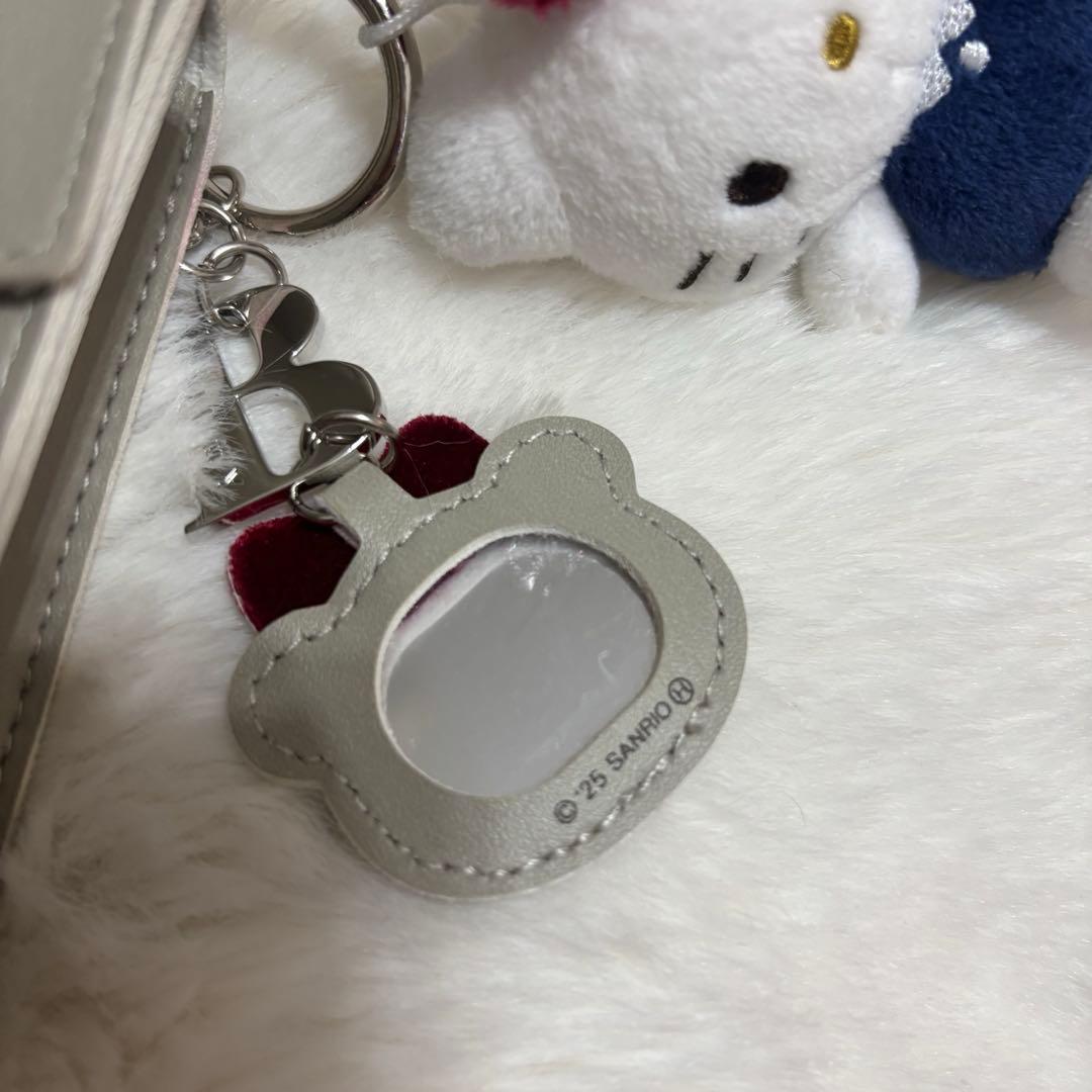 HELLO KITTY × BRILMY ミラー付きリップチャーム