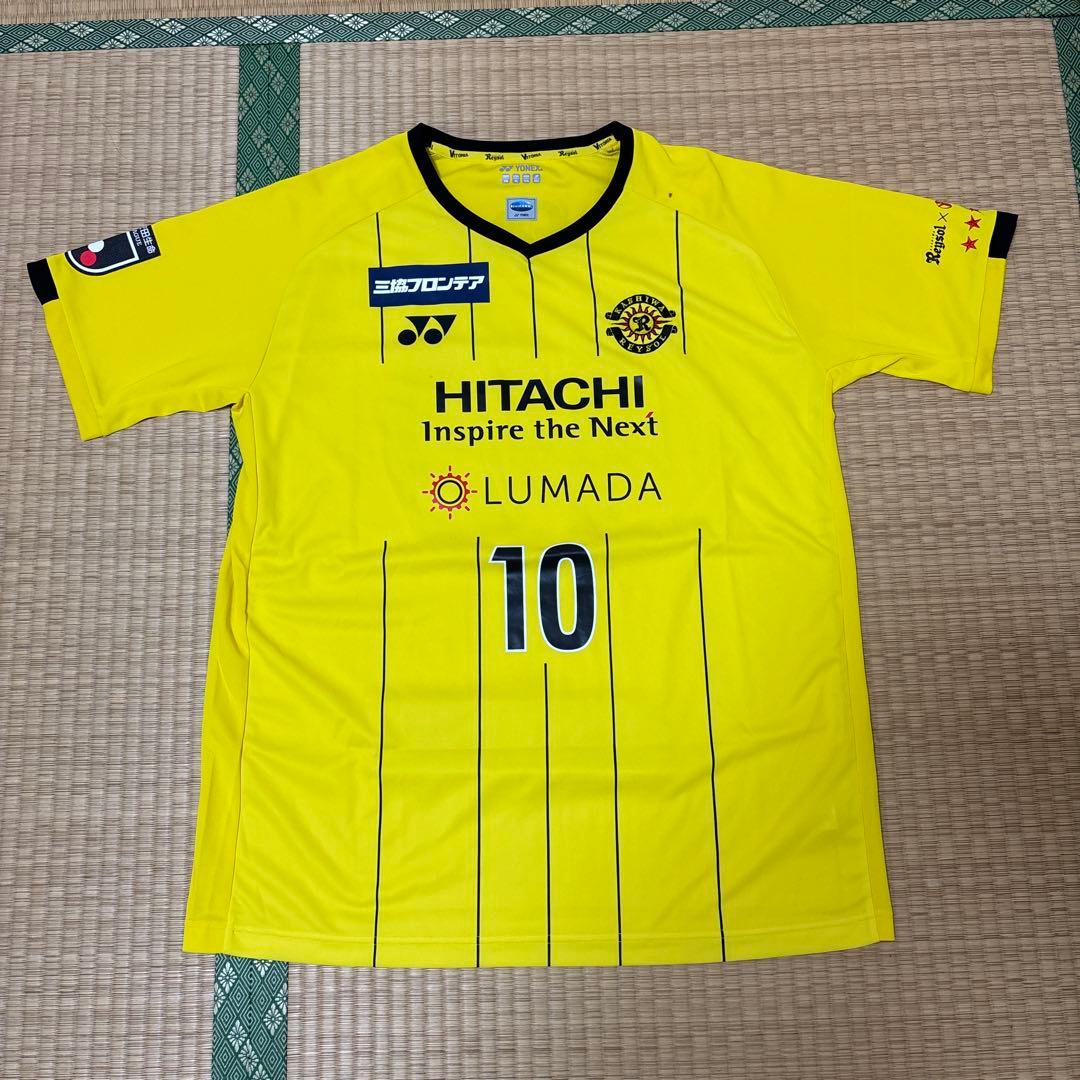 Matsumura. 柏レイソル ユニフォーム江坂選手No.10YONEX