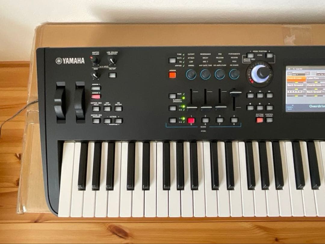 【中古美品】YAMAHA MODX7+ ヤマハ シンセサイザー76鍵【元箱あり】