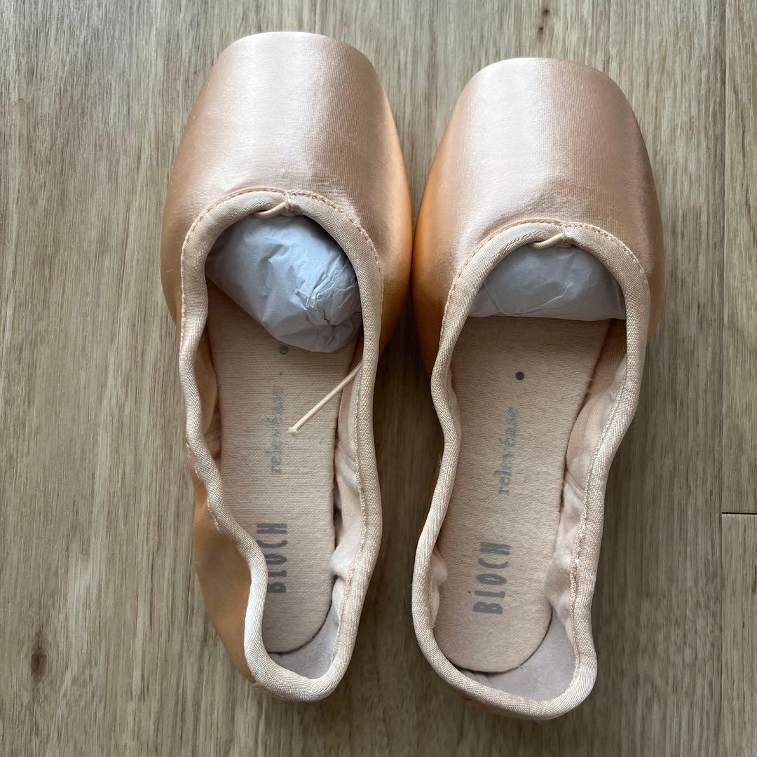 【新品未使用】リボン付き　BLOCH トゥシューズ エレガンス ピンク 5××
