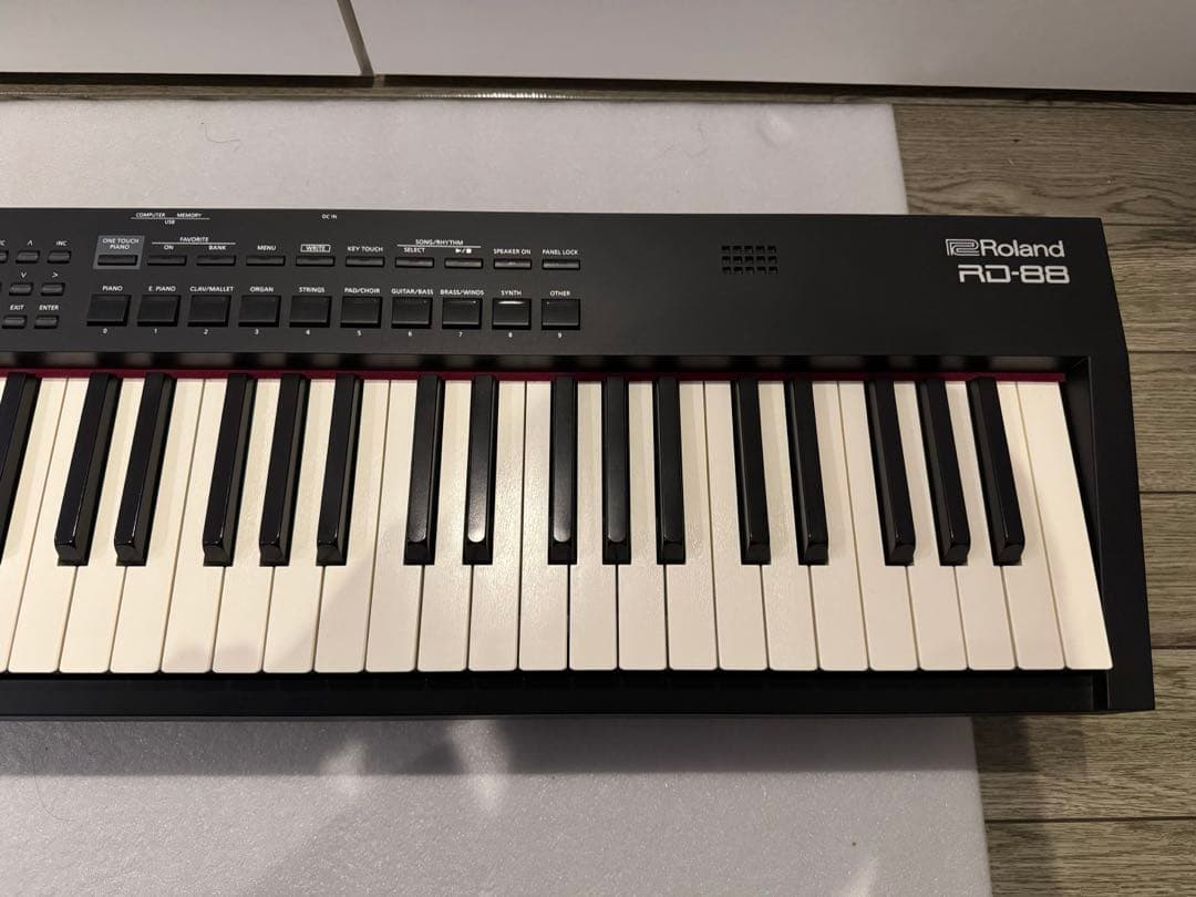 【美品】Roland RD-88 ステージピアノ