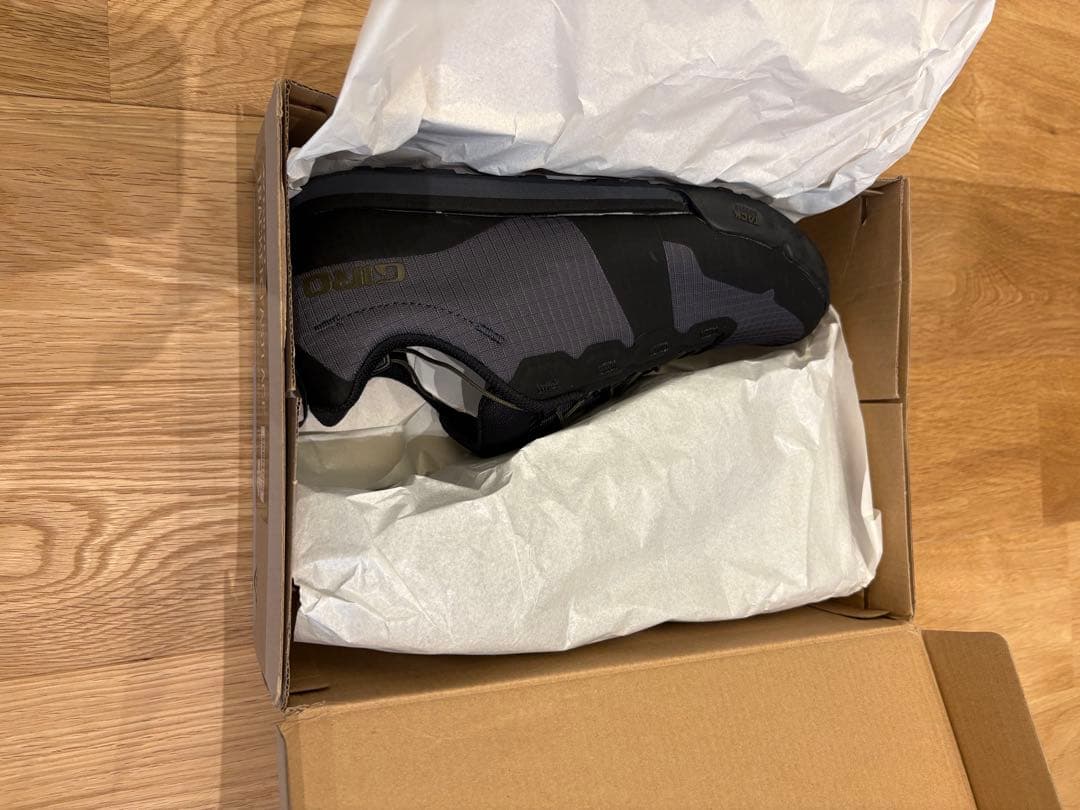【新品】 GIRO TRACKER FASTLACE 40 サイクリングシューズ