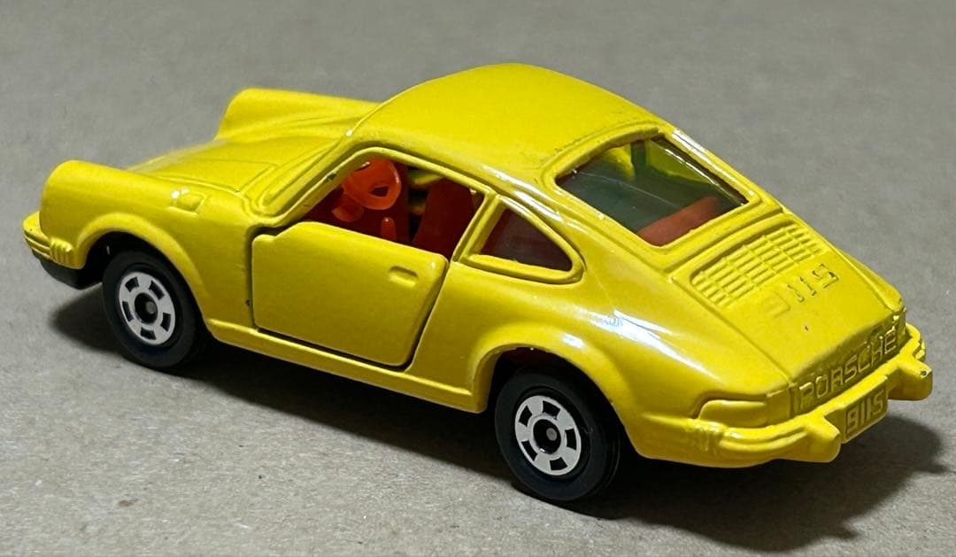 日本製 トミカ ポルシェ911S 黄