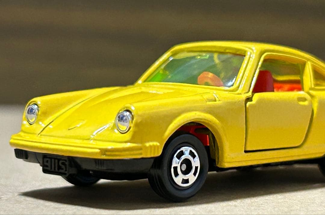 日本製 トミカ ポルシェ911S 黄