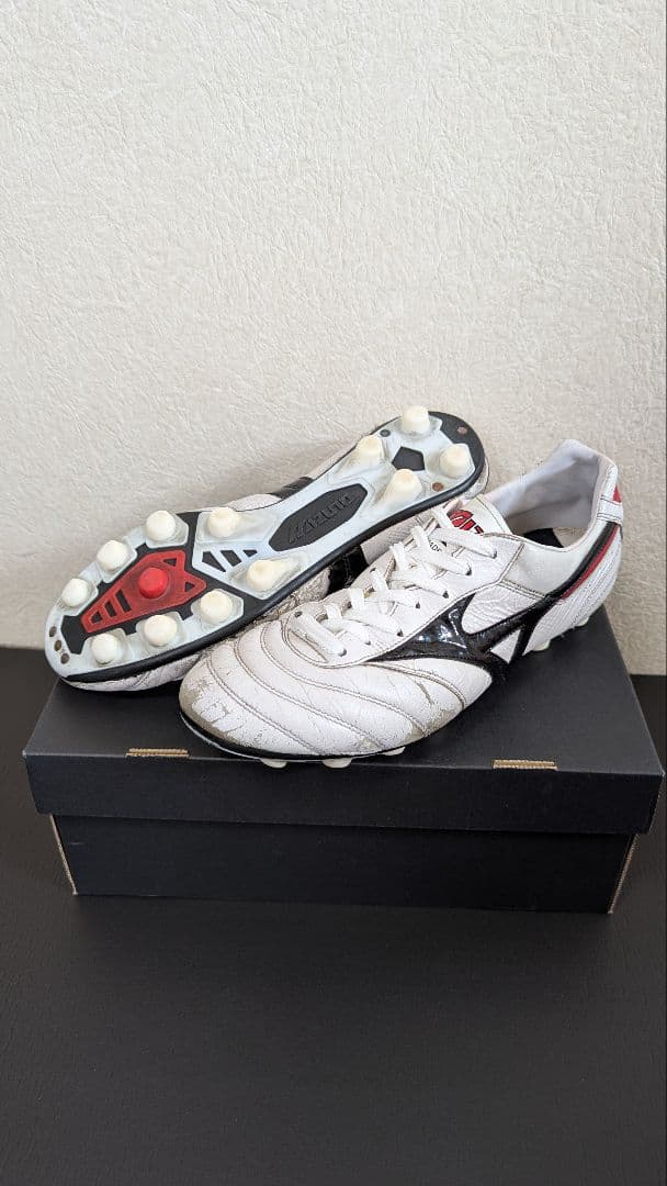 ①Mizuno Morelia ミズノ モレリア サッカースパイク シューズ