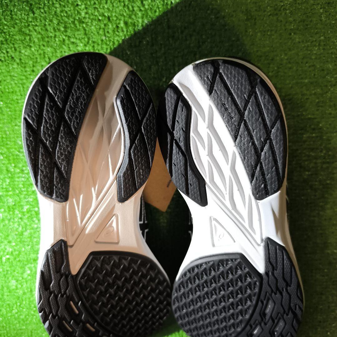 asics ウィメンズランニングシューズ ライトレーサー5 23.5cm