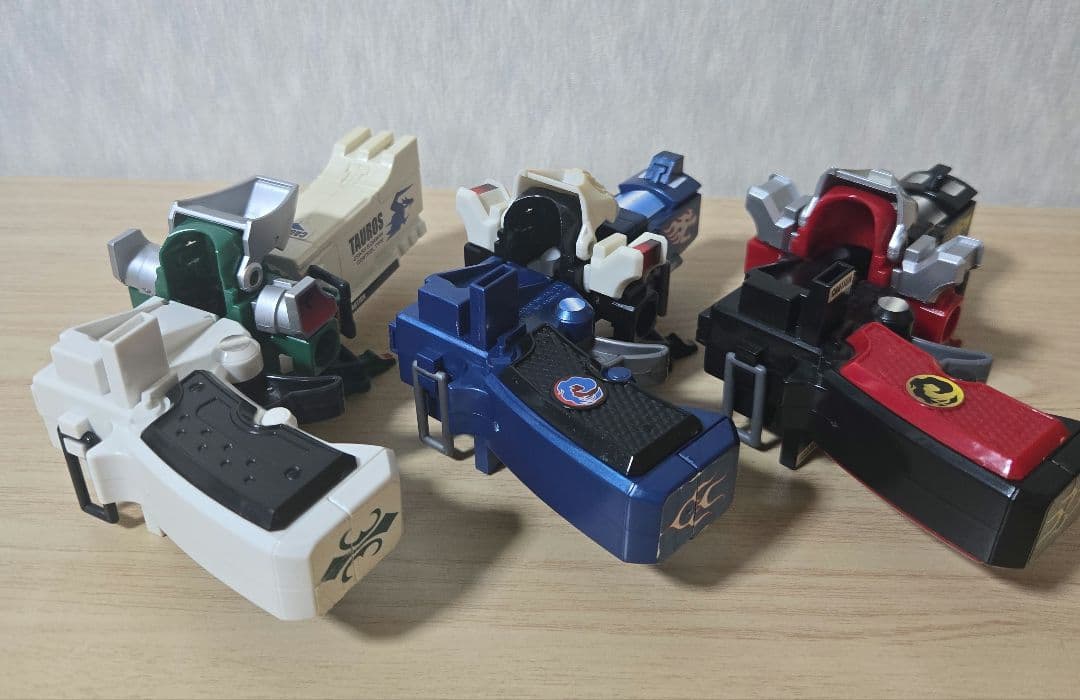 クラッシュビーダマン ７体＋パーツ&ターゲットセット