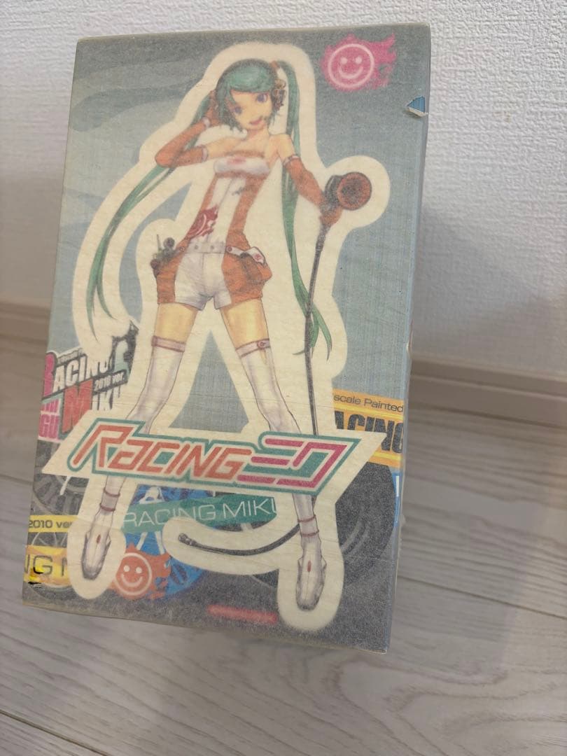【新品・未開封】レーシングミク　2010 フィギュア