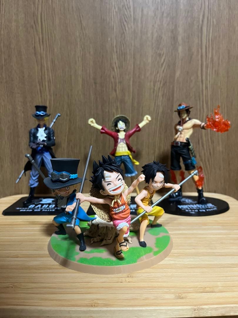 ワンピース Figuarts ルフィ・エース・サボ　少年期・青年期セット