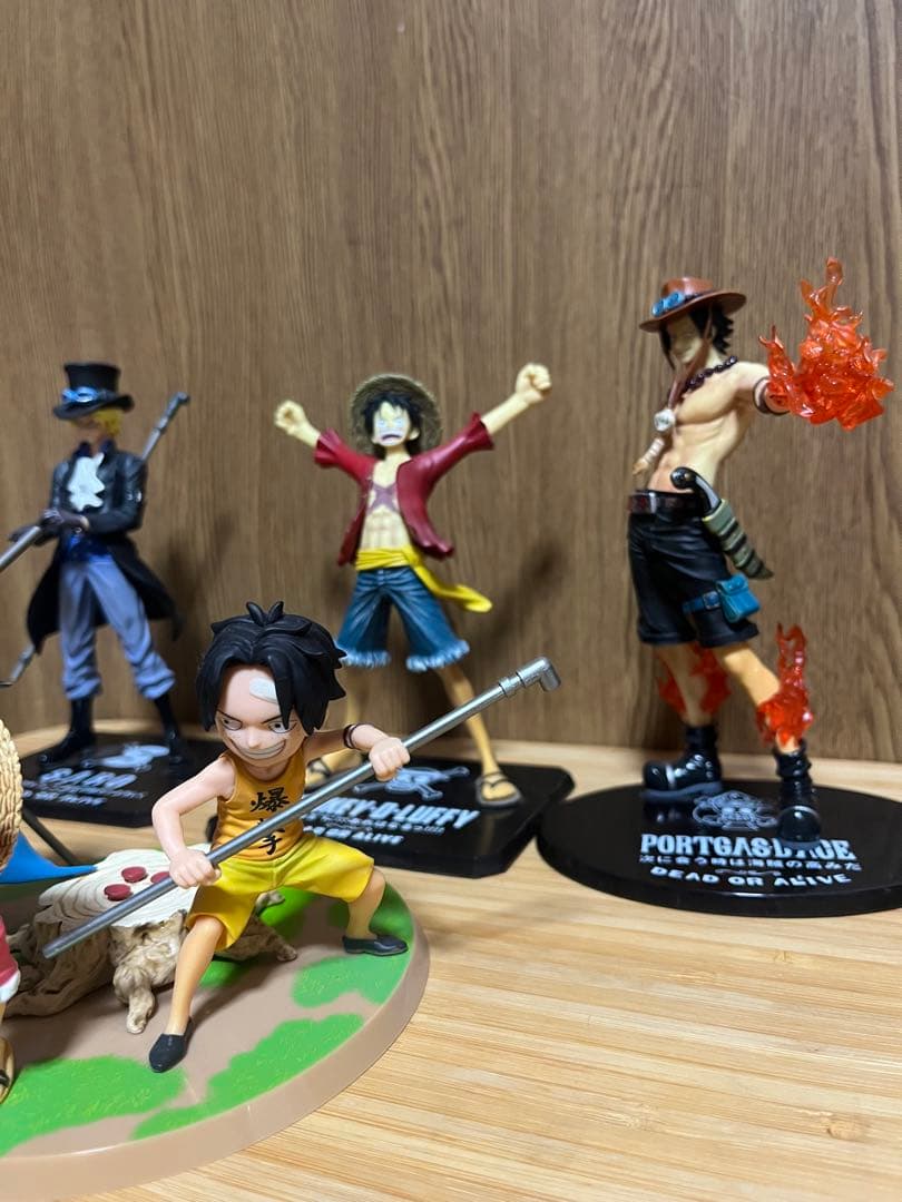 ワンピース Figuarts ルフィ・エース・サボ　少年期・青年期セット