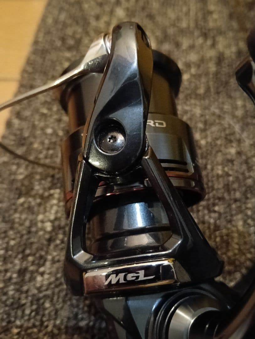 SHIMANO 24VANFORD 2500S スピニングリール